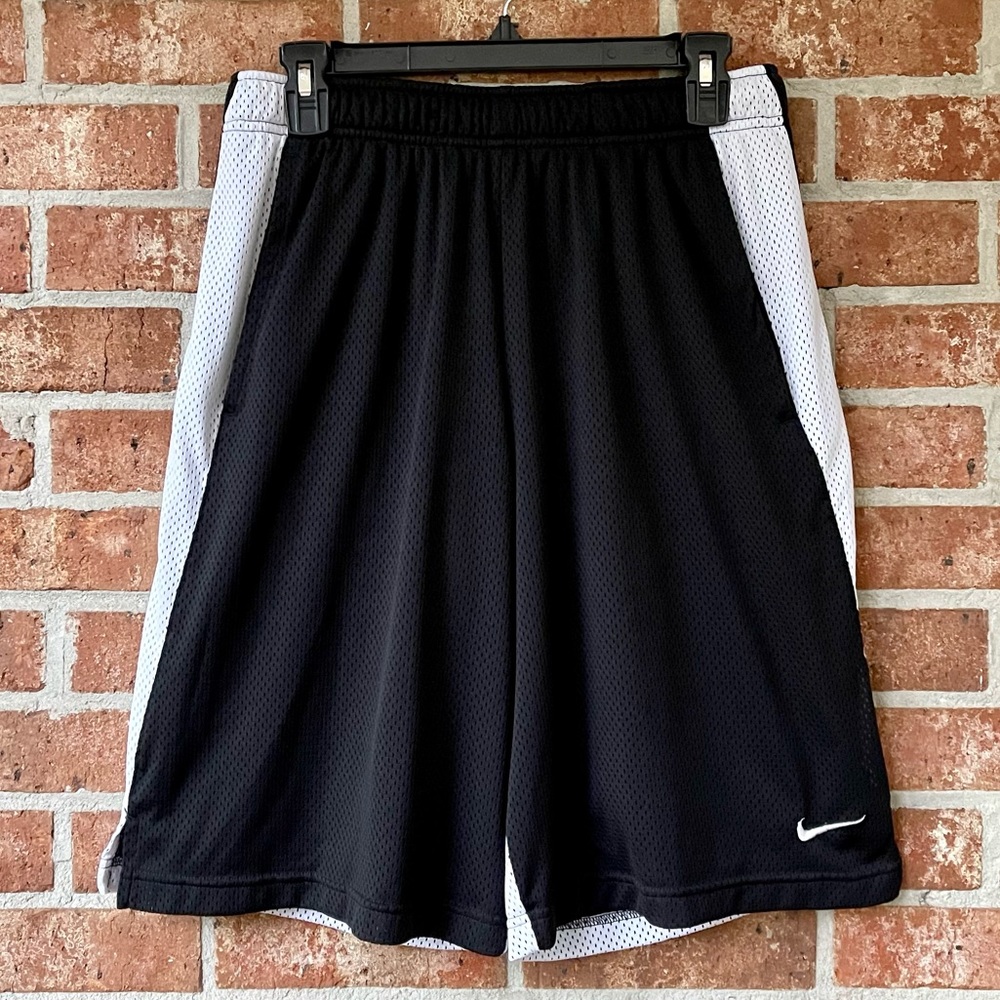 Nike black & white athletic shorts